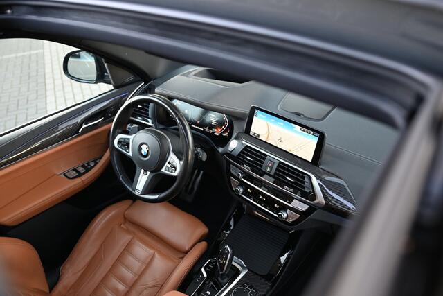 BMW X3 M40i xDrive High Executive Automaat / Panoramadak / Trekhaak / Sportstoelen / Stoelverwarming / Adaptieve LED / Head-Up / Harman Kardon / Live Cockpit Professional