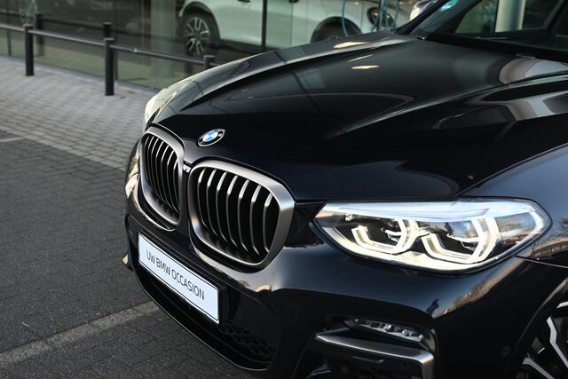 BMW X3 M40i xDrive High Executive Automaat / Panoramadak / Trekhaak / Sportstoelen / Stoelverwarming / Adaptieve LED / Head-Up / Harman Kardon / Live Cockpit Professional