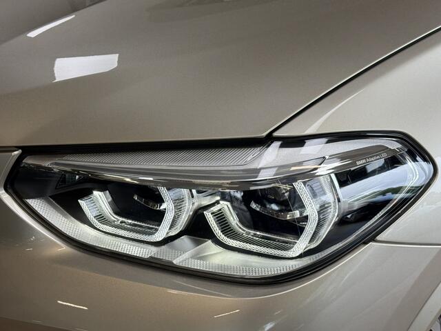 BMW X3 M40i xDrive High Executive M Sport Groot Navi | H&K | Pano | 21" | LED | HUD | Camera |