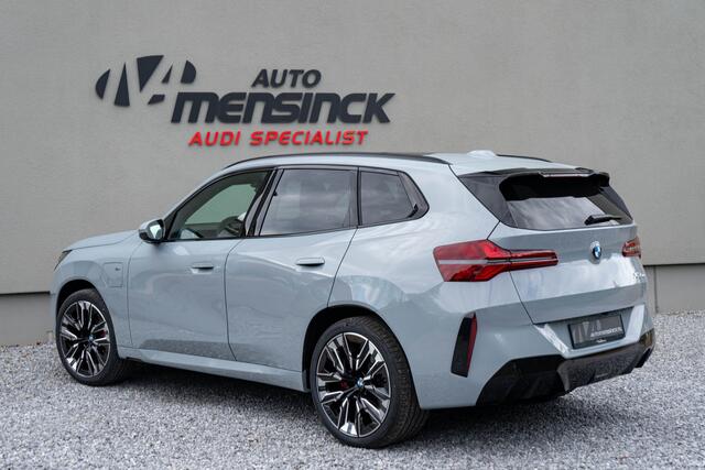 BMW X3 30e xDrive / M- Sport/ Standkachel/ Live Cockpit/ Adaptive Cruise Control/ Panoramadak/ 220kW (220PK)