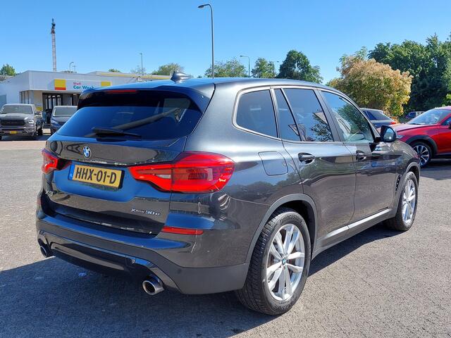 BMW X3 xDrive30e Executive | Plug-In Hybrid | Navi | Clima | Cruise | Led Koplampen | Sportstoel+Stoelverwarming | Licht+Regensensor | Pdc V+A | Privacy Glass | 18''lm