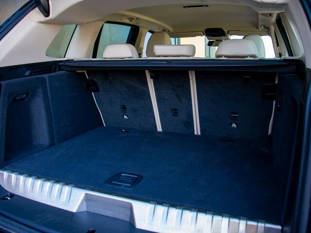 BMW X3 xDrive30e Stoelverwarming | Laser Led | Driving Assistant | Head-up Display | 20 Inch velgen