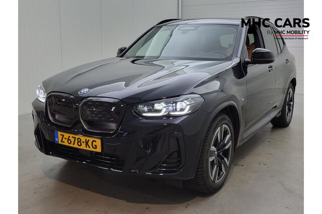 BMW X3 iX3 Executive 80 kWh | Verwacht | M-pakket | Pano | Leder |