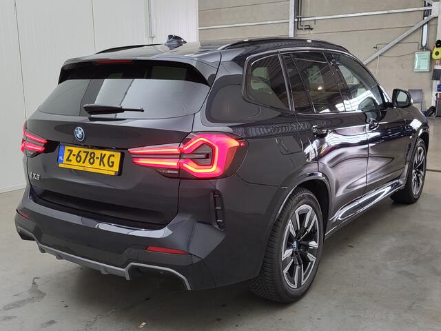 BMW X3 iX3 Executive 80 kWh | Verwacht | M-pakket | Pano | Leder |