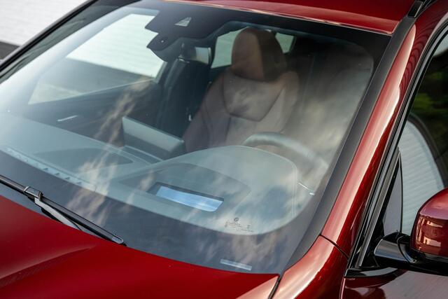 BMW X3 xDrive30e M-Sport INDIVIDUAL Carbon Tartufo Pano