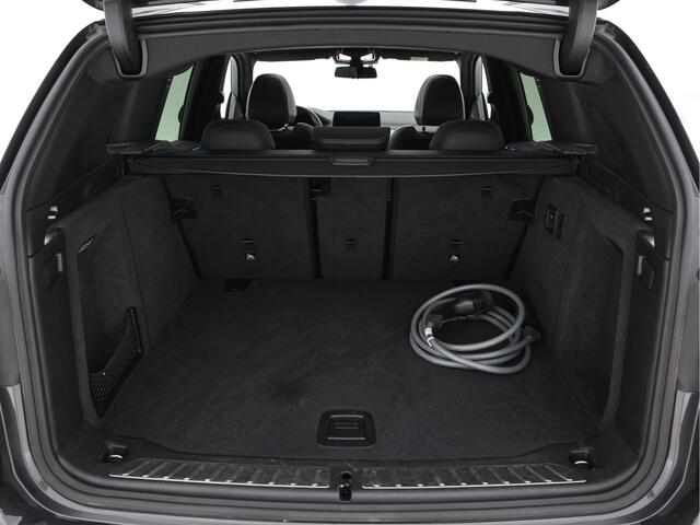 BMW X3 iX3 High Executive 80 kWh [ 3-Fase ] (INCL.BTW) *PANO | HEAD-UP | FULL-LEATHER | FULL-LED | ADAPTIVE-CRUISE | DIGI-COCKPIT | BLINDSPOT | HARMAN/KARDON | KEYLESS | TOP-VIEW | SPORT-SEATS | 20''ALU | TOWBAR*