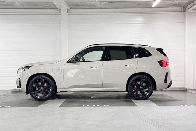 BMW X3 30e xDrive | M-Sport Pro | Premium Pack | Driving Assistant | Harman/Kardon | Panoramadak | Comfort Access