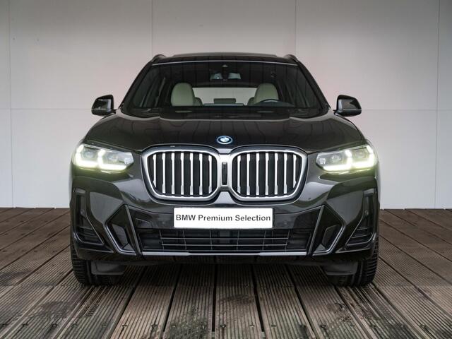 BMW X3 xDrive30e | High Executive | M Sportpakket | Glazen panoramadak | Stuurverwarming | HiFi | BMW Laserlight | Easter