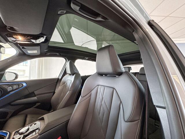 BMW X3 30e xDrive | M Sport | Harman Kardon | Iconic Glow | Stoelverwarming | Trekhaak |