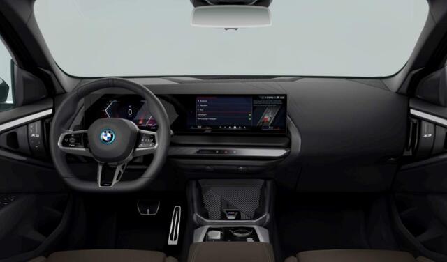 BMW X3 30e xDrive M-Sport | 21" | Panorama | Elek. verst. stoelen | Trekhaak | Voorbereiding Driv. Ass. Plus