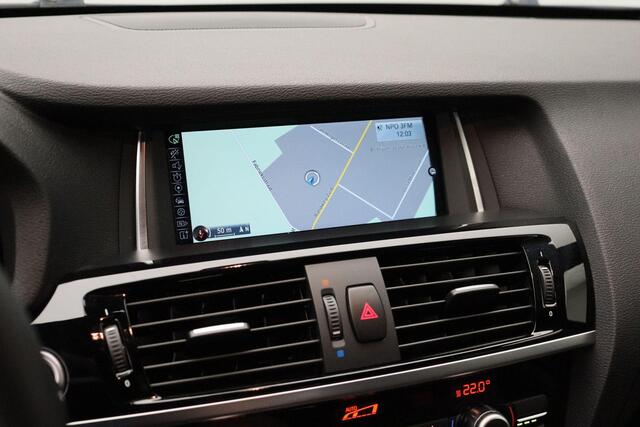 BMW X3 sDrive20i High Executive 2016 NAP Dealer onderhouden | Navigatie | Lederen bekleding | Stoelverwarming | Bluetooth | Cruise control | Xenon | PDC | Climate control | Lichtmetaal | LED