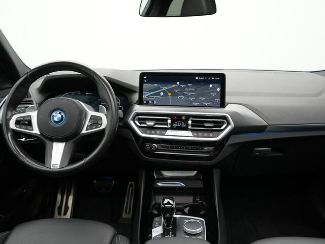 BMW X3 xDrive30e M Sport Plug In Hybrid PHEV | Facelift | Panodak | Carplay | Lederen Sportstoelen Verwarmd | Camera | Sfeerverlichting | Keyless |
