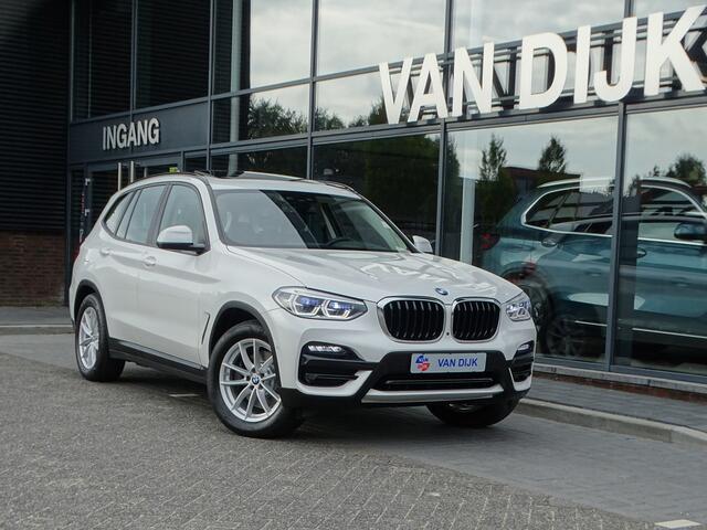 BMW X3 xDrive30e Elek-Trekhaak Pano.dak Head-Up Elek.Stoelen Driv.Ass. Park.plus Sportstoelen 18''LM Velgen