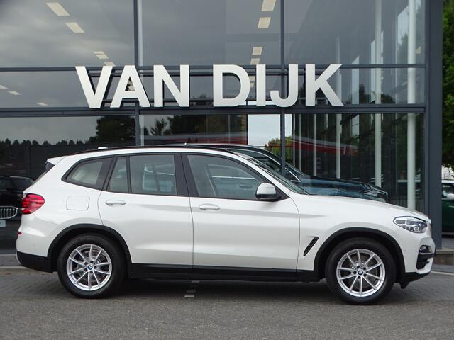 BMW X3 xDrive30e Elek-Trekhaak Pano.dak Head-Up Elek.Stoelen Driv.Ass. Park.plus Sportstoelen 18''LM Velgen
