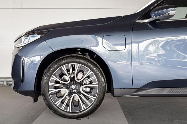 BMW X3 30e xDrive | Trekhaak met elektrisch wegklapbare kogel | Glazen panoramadak