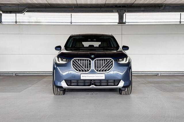 BMW X3 30e xDrive | Trekhaak met elektrisch wegklapbare kogel | Glazen panoramadak