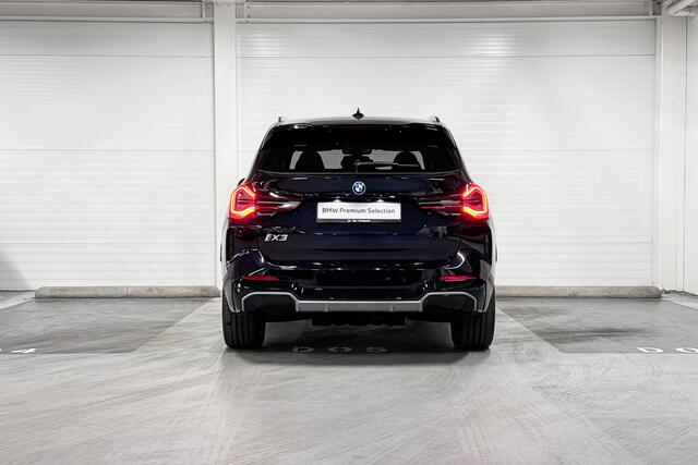BMW X3 iX3 | M-Sport | Shadow Line Pack | Executive | Safety Pack | Driving Assistant Professional | Panoramadak