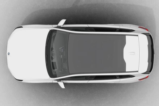 BMW X3 30e xDrive | Glazen panoramadak | Verwarmde stoelen voor en achter