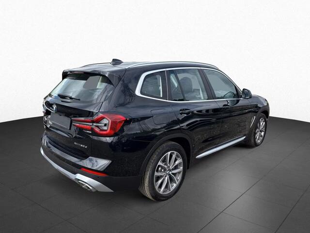 BMW X3 xDrive30d 286 PK Navi Camera Live Cockpit Sportstoelen Stoelverwarming 19 Inch