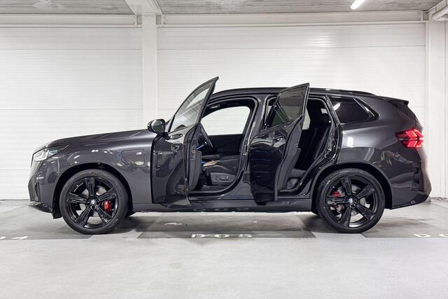 BMW X3 30e xDrive | M-Sport Pro | Premium Pack | Professional Pack | Driving Assistant Plus | Harman/Kardon | Panoramadak | Comfort Access