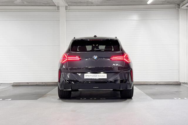 BMW X3 30e xDrive | M-Sport Pro | Premium Pack | Professional Pack | Driving Assistant Plus | Harman/Kardon | Panoramadak | Comfort Access