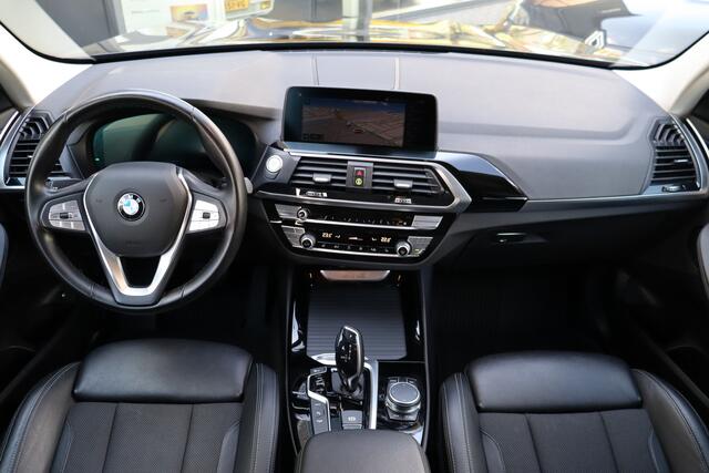 BMW X3 xDrive30e X-Line PHEV | Adap. Cruise | Stoelverwarming | Navigatie | Climate Control |