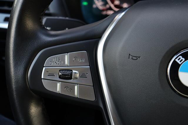 BMW X3 xDrive30e X-Line PHEV | Adap. Cruise | Stoelverwarming | Navigatie | Climate Control |