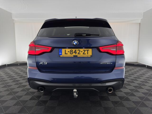 BMW X3 xDrive30e Business Edition Plus (INCL-BTW) *PANO | LUXURY-LEATHER | FULL-LED | DIGI-COCKPIT | HIFI-SOUND | CARPLAY | DAB+ | HEATED-SPORTSEATS | AMBIENT-LIGHT | TOWBAR | PRIVACY-GLASS | CARPLAY | SHIFT-PADDLES | 19''ALU*
