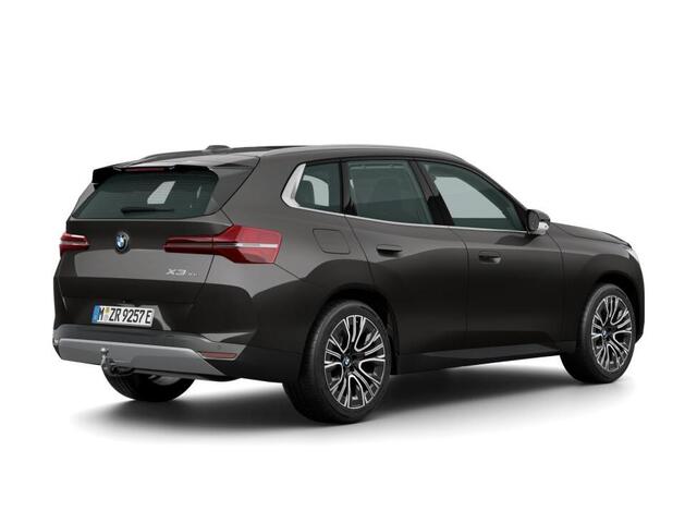 BMW X3 30e xDrive Panoramadak | Iconic Glow | Professional Pack | Comfort Pack
