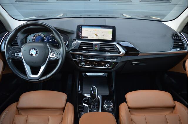 BMW X3 xDrive20i High Executive | PANO | TREKHAAK | LED | DAB | HIFI | CARPLAY |