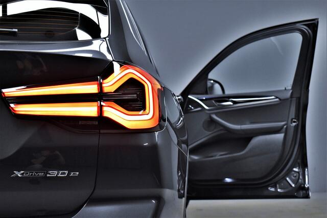 BMW X3 xDrive30e 292pk High Executive 1e Eig. Dealer OH Trekhaak/CarPlay/Camera/Navi/Led/Leer/Pdc/Lmv