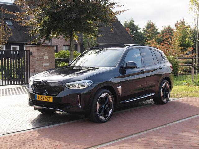 BMW X3 iX3 High Executive 80 kWh | Panoramadak | Camera | Harman Kardon | Cruise Control | Head-up display |