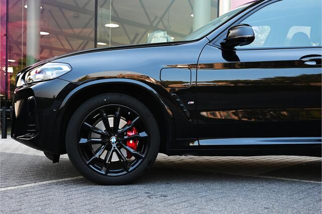 BMW X3 xDrive30e High Executive M Sport Automaat / Sportstoelen / LED / Parking Assistant Plus / Stoelverwarming / Live Cockpit Professional