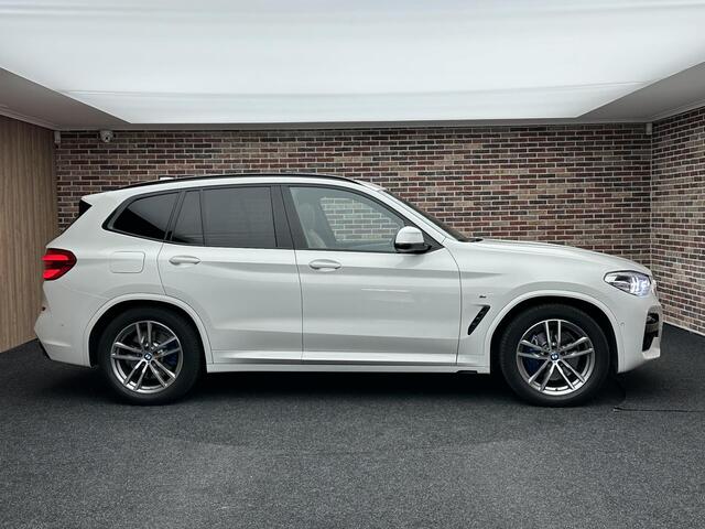 BMW X3 xDrive30i Executive M sport Memory Headup Panorama Dealer Onderhouden