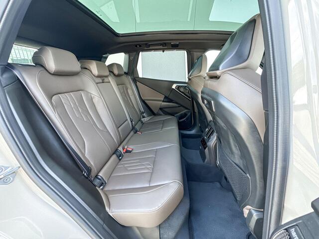 BMW X3 M50 M-Sport / 21 inch / Panoramadak / Stoelverwarming / Camera rondom / Getint Glas / Harman Kardon / Trekhaak