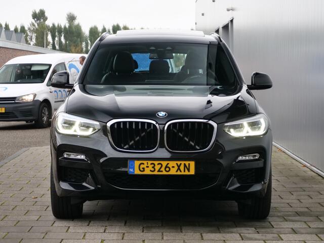 BMW X3 xDrive20i High Executive Edition 184 Pk Automaat Navi / DAB / Apple Carplay / Leer / Camera / Head-up / Keyless