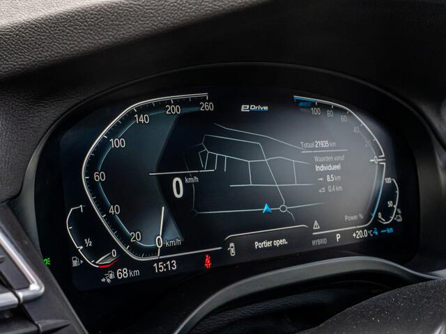 BMW X3 xDrive30e High Exe M-Sport PANO CAMERA SHADOW LINE 19 INCH STOELVERW LEDER