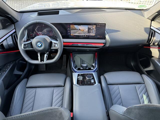 BMW X3 30e xDrive M SPORT PRO Pano/dak, trekhaak, premium pakket, Harman/kardon etc