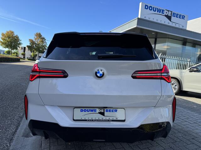 BMW X3 30e xDrive M SPORT PRO Pano/dak, trekhaak, premium pakket, Harman/kardon etc