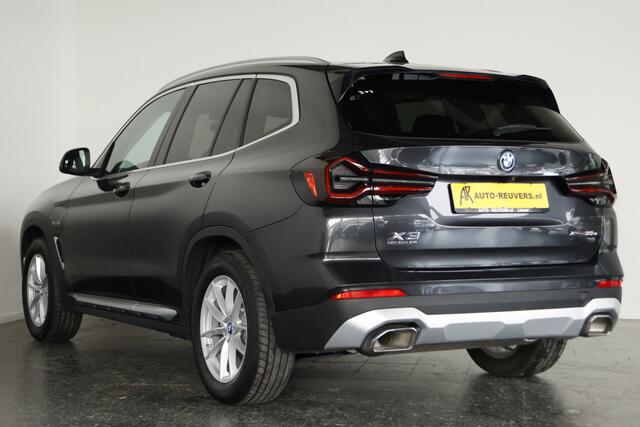 BMW X3 xDrive30e High Executive / LED / Leder / Cam / CarPlay / Trekhaak