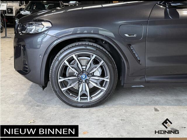 BMW X3 xDrive30e High Executive M-Pakket. Trekhaak. Pano. Head-up.