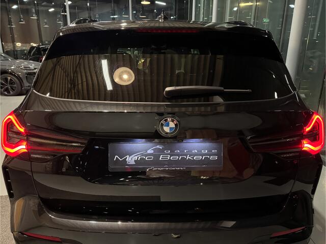 BMW X3 xDrive20i M-Sport, Pano, Trekhaak, 20", HeadUp, Cruise