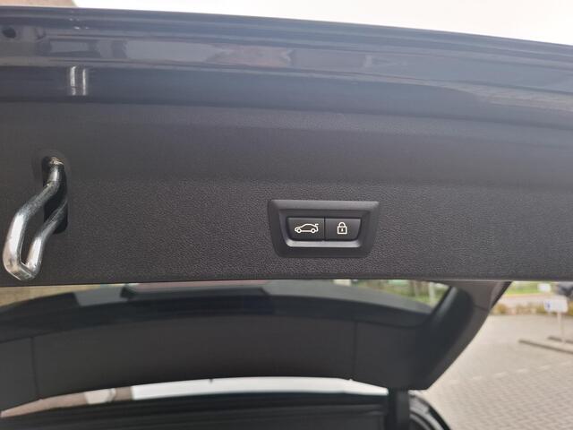 BMW X3 xDrive30e High Executive M Black line