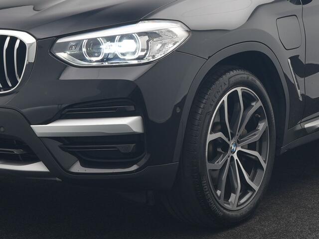 BMW X3 xDrive30e Executive Plug In Hybrid 293pk Dealer O.H PHEV | Panodak | Head Up | Lederen Sportstoelen Memory & Ventilatie | Sfeerverlichting | Apple Carplay | Cruise Control | Keyless | Navigatie | Virtual | DAB |
