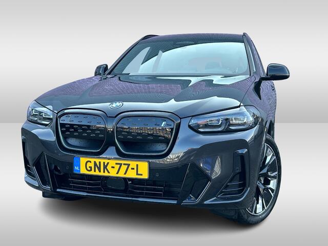 BMW X3 iX3 High Executive Edition 80 kWh / Trekhaak / Panoramadak / 360Camera / Head-up / 20'' / Leder / Harman Kardon / Sfeerverlichting / Dodehoek / DAB / Stuur+Stoelverwarming / ACC