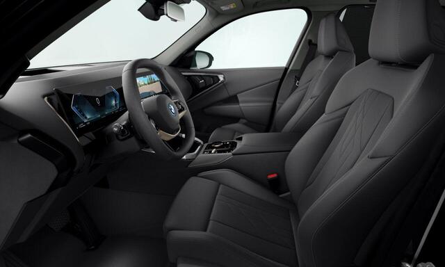 BMW X3 30e xDrive Panoramadak | Iconic Glow | Professional Pack | Comfort Pack