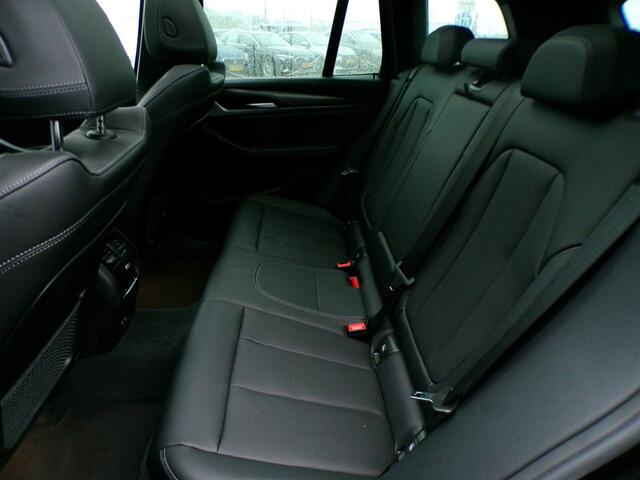 BMW X3 xDrive30e M-Sport / 292PK / Trekhaak / Adapt. LED koplampen / Comfort Access / HiFi audio