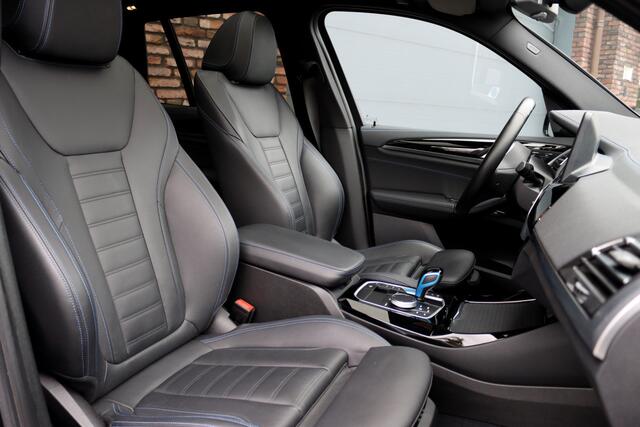 BMW X3 iX3 High Executive 80 kWh | M-Sport | Panoramadak | Adaptieve Cruise Control | HUD | Trekhaak | Harman&Kardon | Keyless Entry | Surround Camera | Adaptief LED |