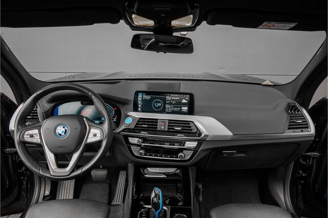 BMW X3 iX3 High Executive 80 kWh Pano ACC HUD H&K Elek Trekhaak 1e Eig