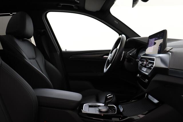 BMW X3 xDrive30e -PANO.DAK|M-SPORT|ADAP.LED|HEAD-UP DISP.|KEYLESS|SAFETY-PACK